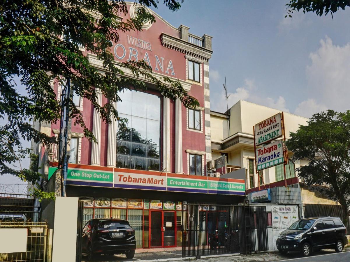 Oyo 90702 Wisma Tobana Kebayoran Mencil Luaran gambar